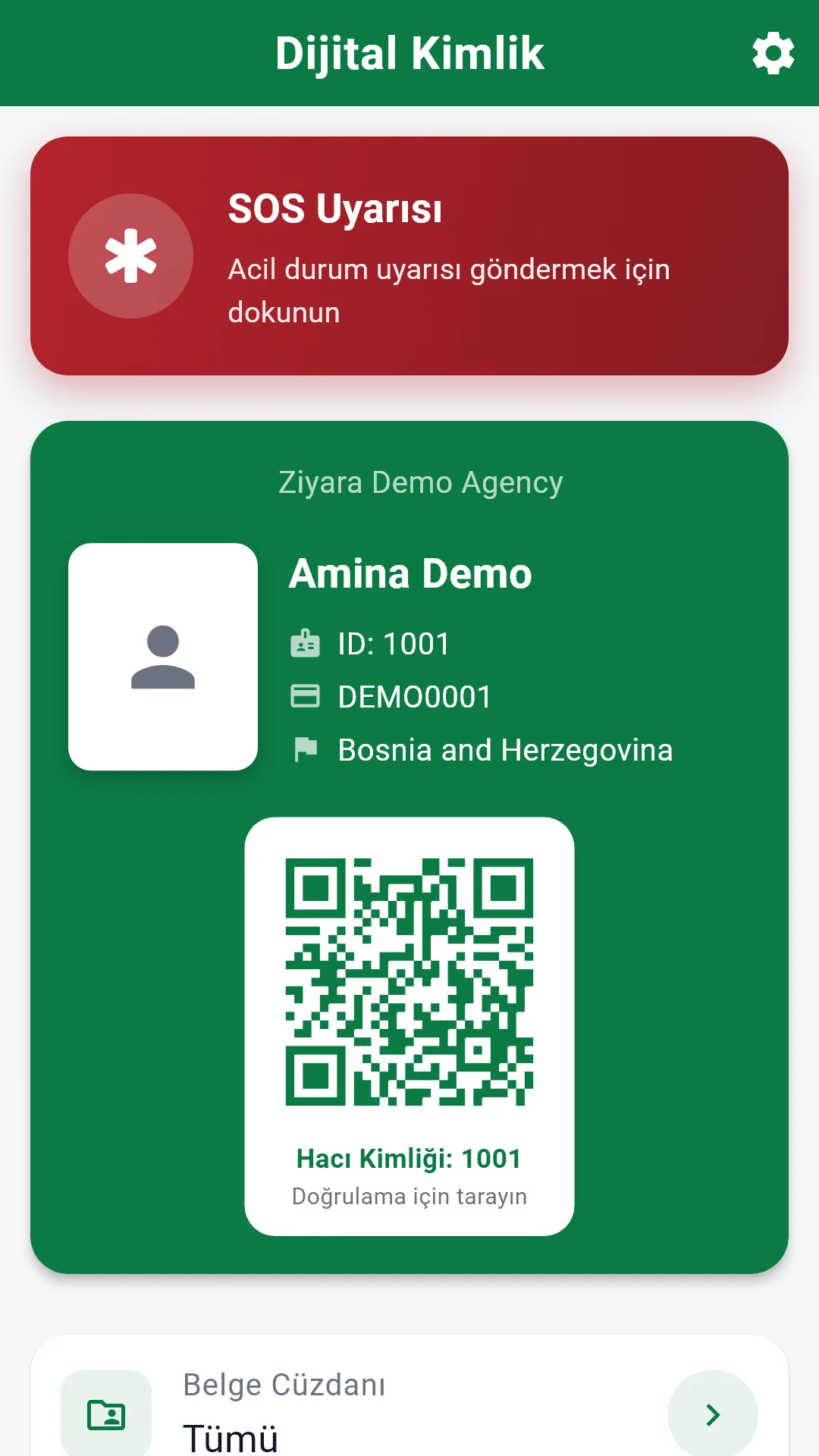 Ziyara yolcu uygulamasında dijital kart, QR kodu ve SOS kısayolu.